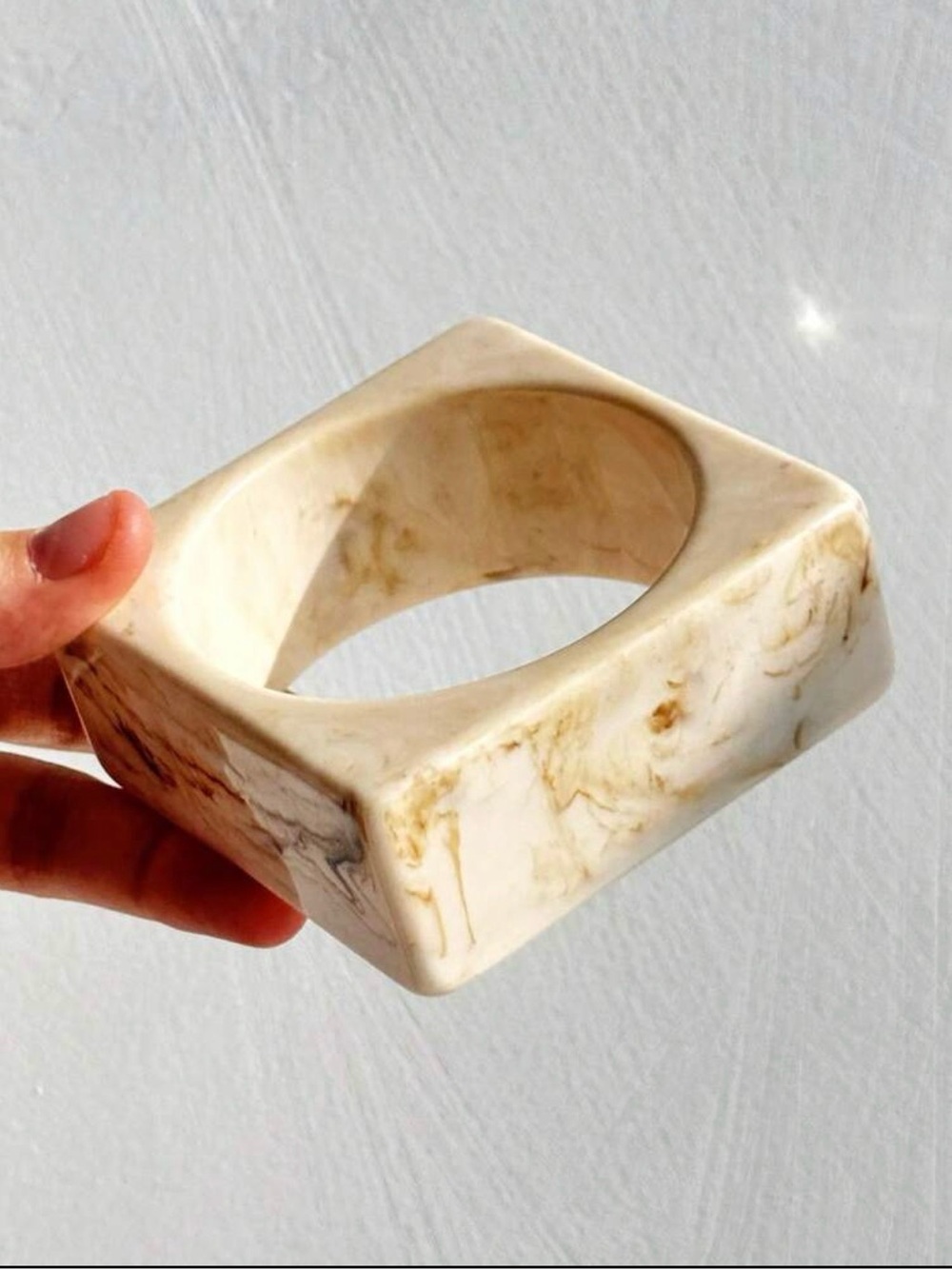 Marble-Effect Square Resin Bangle Bracelet in Cream